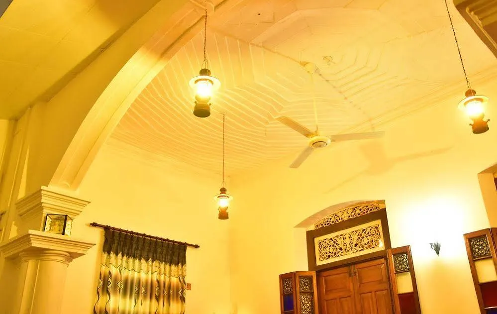 Walawwa Dutch House Hotel Ja-Ela